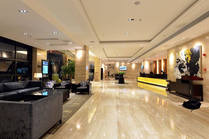 Imagen de la habitación del Hotel Reethi Rah Hotel. Foto 16