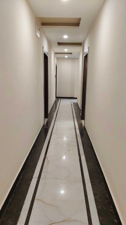 Imagen de los interiores del Hotel Reeti Rivaaj Patna. Foto 13