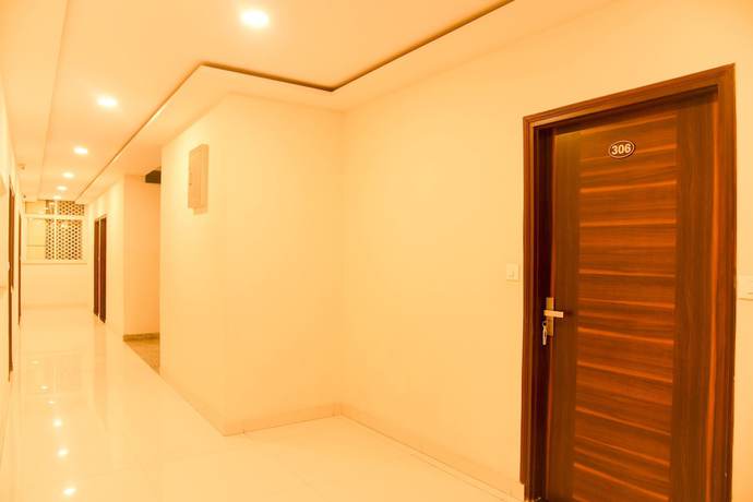 Imagen de los interiores del Hotel Reeve Inn. Foto 19