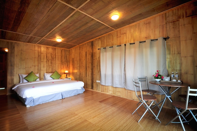 Imagen de la habitación del Hotel Reewa Waree Resort. Foto 7