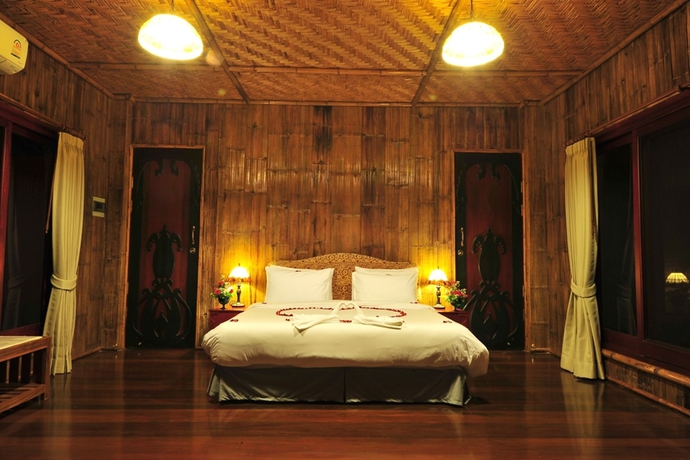 Imagen de la habitación del Hotel Reewa Waree Resort. Foto 14