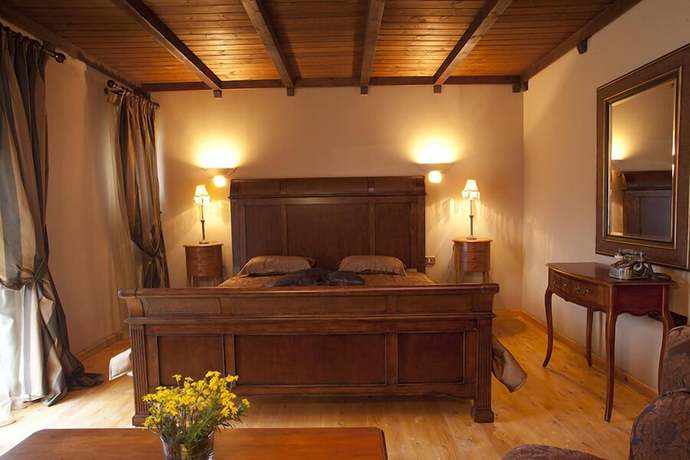Imagen de la habitación del Hotel Refanidis Natural Luxury. Foto 4