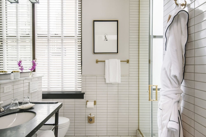 Imagen de la habitación del Hotel Refinery. Foto 15