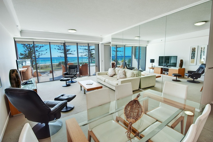 Imagen de los interiores del Hotel Reflection Tower Two. Foto 12