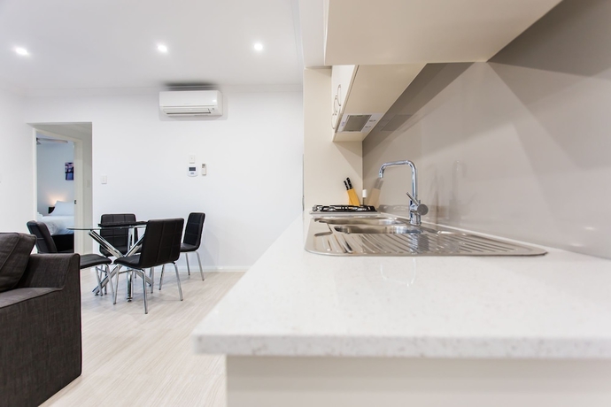 Imagen de la habitación del Hotel Reflections By Rockingham Apartments. Foto 14