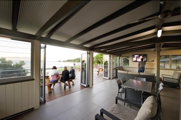 Imagen de los interiores del Hotel Reflections Holiday Parks Byron Bay. Foto 19