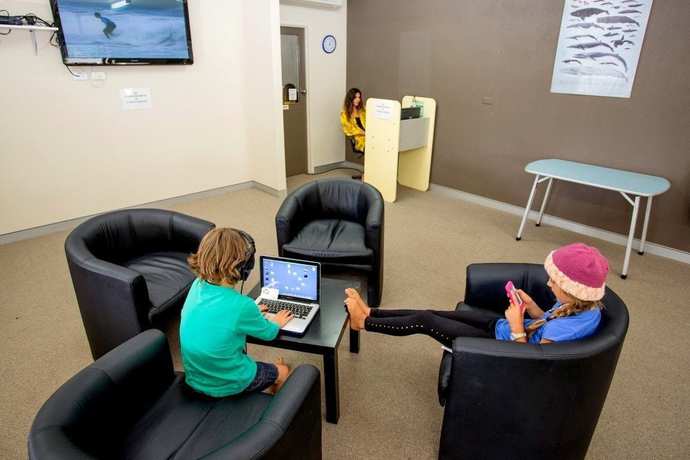 Imagen del bar/restaurante del Hotel Reflections Holiday Parks Eden. Foto 2