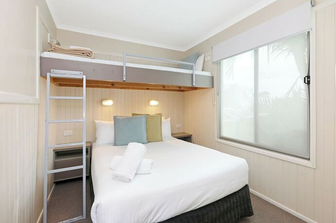 Imagen general del Hotel Reflections Shaws Bay - Holiday Park. Foto 5