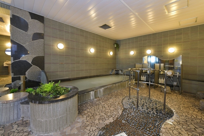 Imagen de la piscina del Hotel Refre Forum. Foto 14