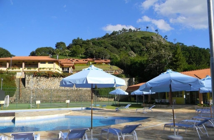 Imagen de la piscina del Hotel Ref&uacute;gio Do Saci. Foto 16