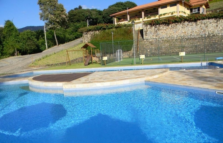 Imagen de la piscina del Hotel Ref&uacute;gio Do Saci. Foto 19