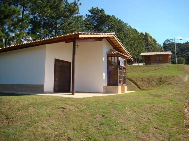 Imagen de la habitación del Hotel Ref&uacute;gio Serra Negra. Foto 15