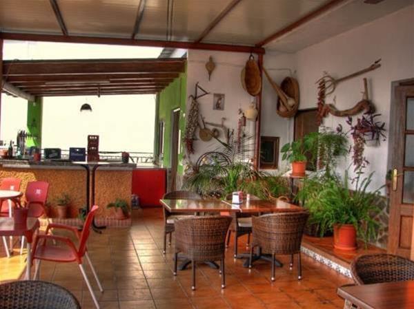 Imagen del bar/restaurante del Hotel Refugio De Nevada. Foto 5