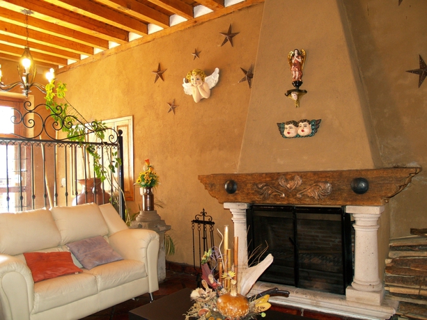 Imagen de los interiores del Hotel Refugio Del Angel. Foto 19