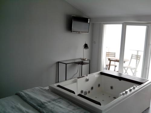 Imagen de la habitación del Hotel Refugio O Castro. Foto 8