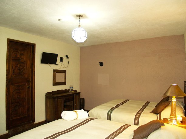 Imagen de la habitación del Hotel Refugio Victoria, Morelia. Foto 6