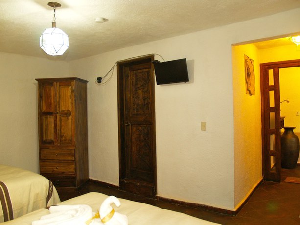 Imagen de la habitación del Hotel Refugio Victoria, Morelia. Foto 15