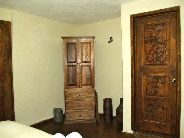 Imagen de la habitación del Hotel Refugio Victoria, Morelia. Foto 16