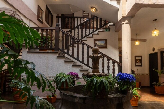 Imagen general del Hotel Refugio Victoria, Morelia. Foto 16