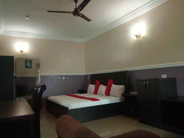 Imagen de la habitación del Hotel RegView Restland. Foto 11