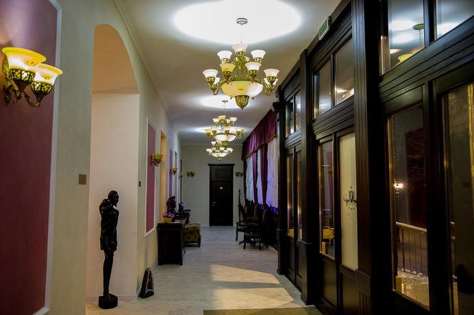 Imagen de los interiores del Hotel Regal 1880. Foto 8
