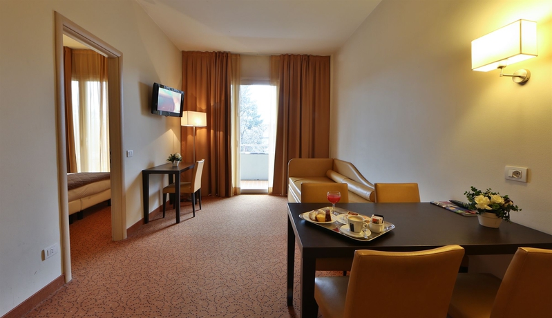 Imagen de los interiores del Hotel Regal, Brescia. Foto 15