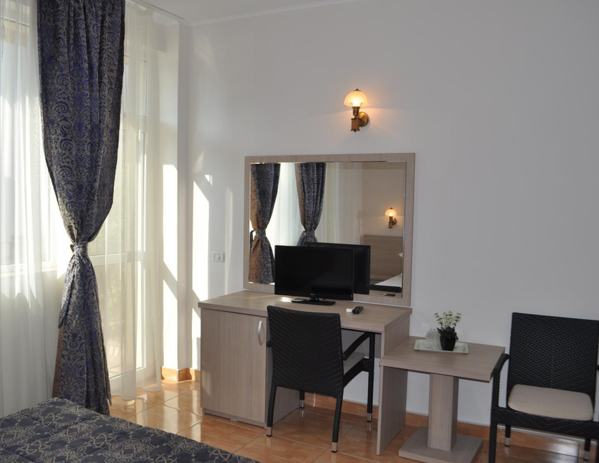 Imagen general del Hotel Regal, EFORIE. Foto 5