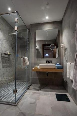 Imagen de la habitación del Hotel Regal Heights. Foto 13