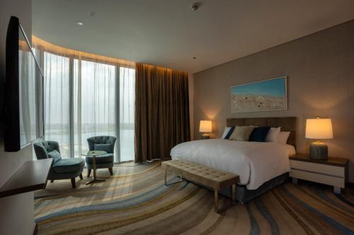 Imagen de la habitación del Hotel Regal Heights. Foto 16