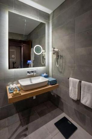 Imagen general del Hotel Regal Heights. Foto 9