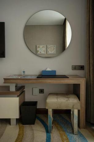 Imagen de la habitación del Hotel Regal Heights. Foto 20