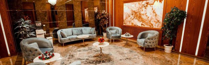 Imagen de los interiores del Hotel Regal Inn Badamdar. Foto 13