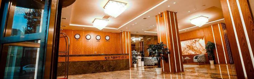 Imagen de los interiores del Hotel Regal Inn Badamdar. Foto 16