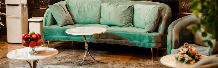 Imagen de los interiores del Hotel Regal Inn Badamdar. Foto 17