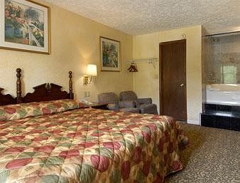 Imagen de la habitación del Hotel Regal Inn, Guntersville. Foto 2