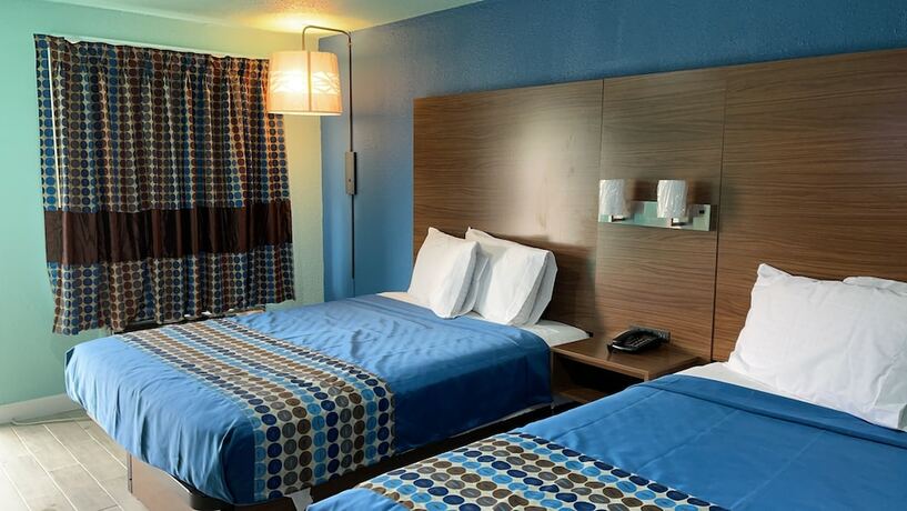 Imagen general del Hotel Regal Inn, Lake City. Foto 8