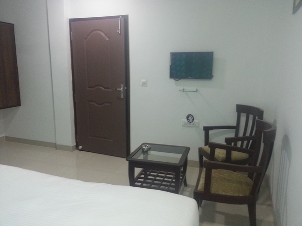 Imagen de la habitación del Hotel Regal, Jabalpur. Foto 5
