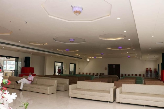 Imagen de los interiores del Hotel Regal, Jabalpur. Foto 8