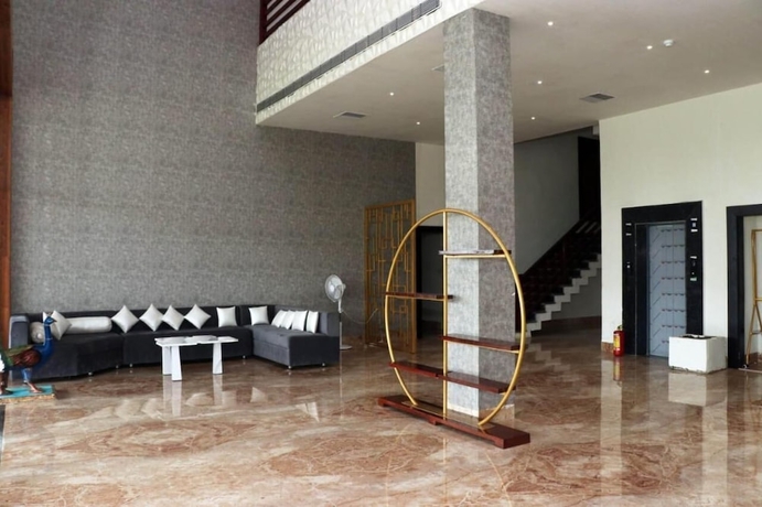Imagen de los interiores del Hotel Regal, Jabalpur. Foto 9