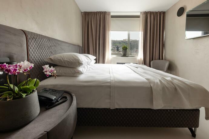 Imagen general del Hotel Regal Mitropoleos. Foto 22