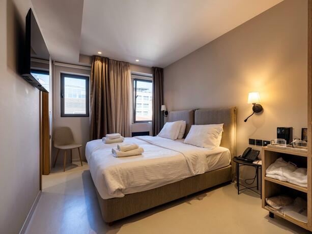 Imagen general del Hotel Regal Mitropoleos. Foto 32