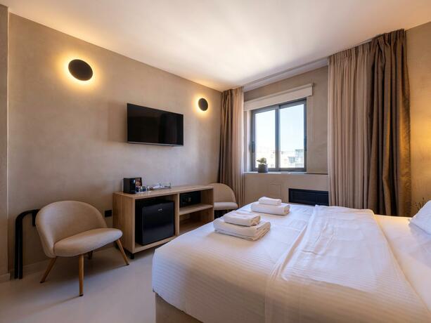 Imagen general del Hotel Regal Mitropoleos. Foto 34