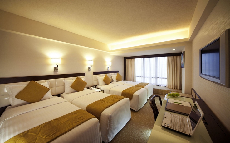 Imagen de la habitación del Hotel Regal Oriental. Foto 5