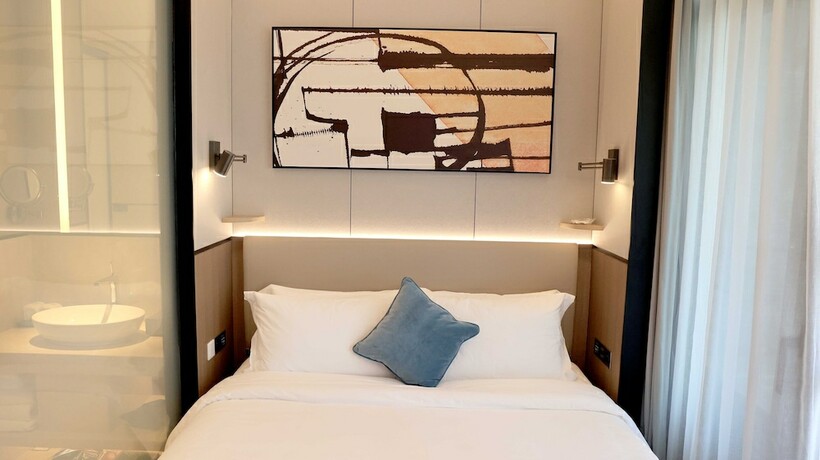 Imagen de la habitación del Hotel Regal Palace DeRUCCI Resort. Foto 7