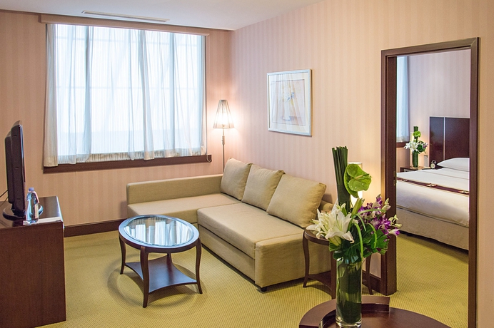 Imagen de la habitación del Hotel Regal Shanghai East Asia. Foto 12