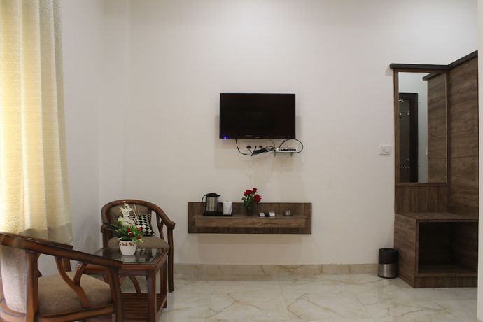 Imagen de la habitación del Hotel Regal and Restaurant, Mathura. Foto 8