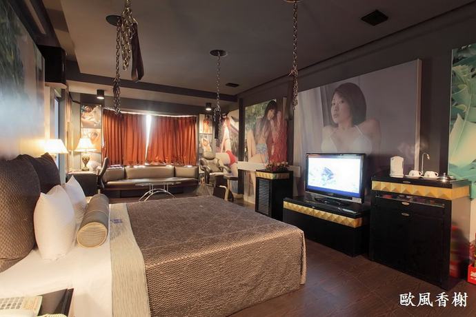 Imagen de la habitación del Hotel Regale Villa. Foto 7