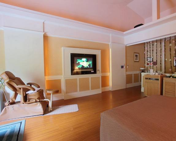 Imagen de la habitación del Hotel Regale Villa. Foto 11