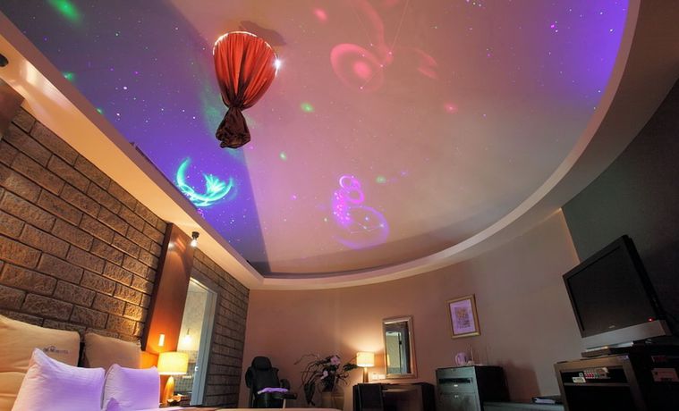 Imagen de la habitación del Hotel Regale Villa. Foto 13
