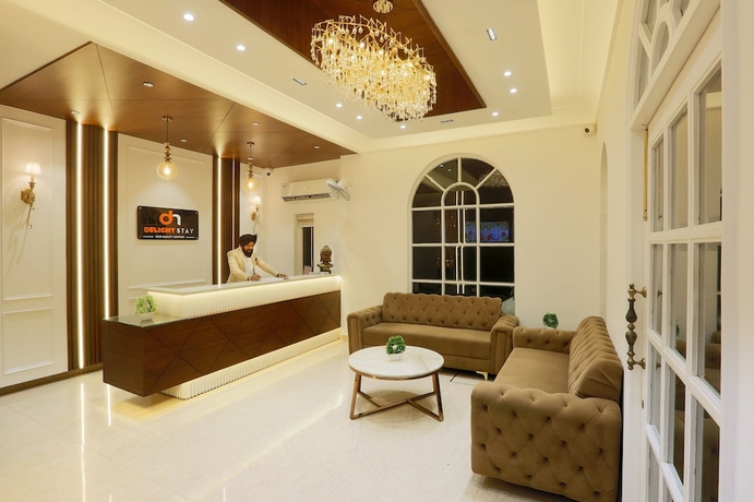 Imagen de los interiores del Hotel Regalia Grand By Delight Stay. Foto 12